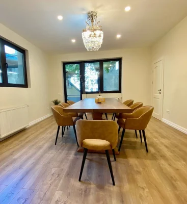 Sală de consiliere pentru clienți la SPN Vrinceanu si Ghiran